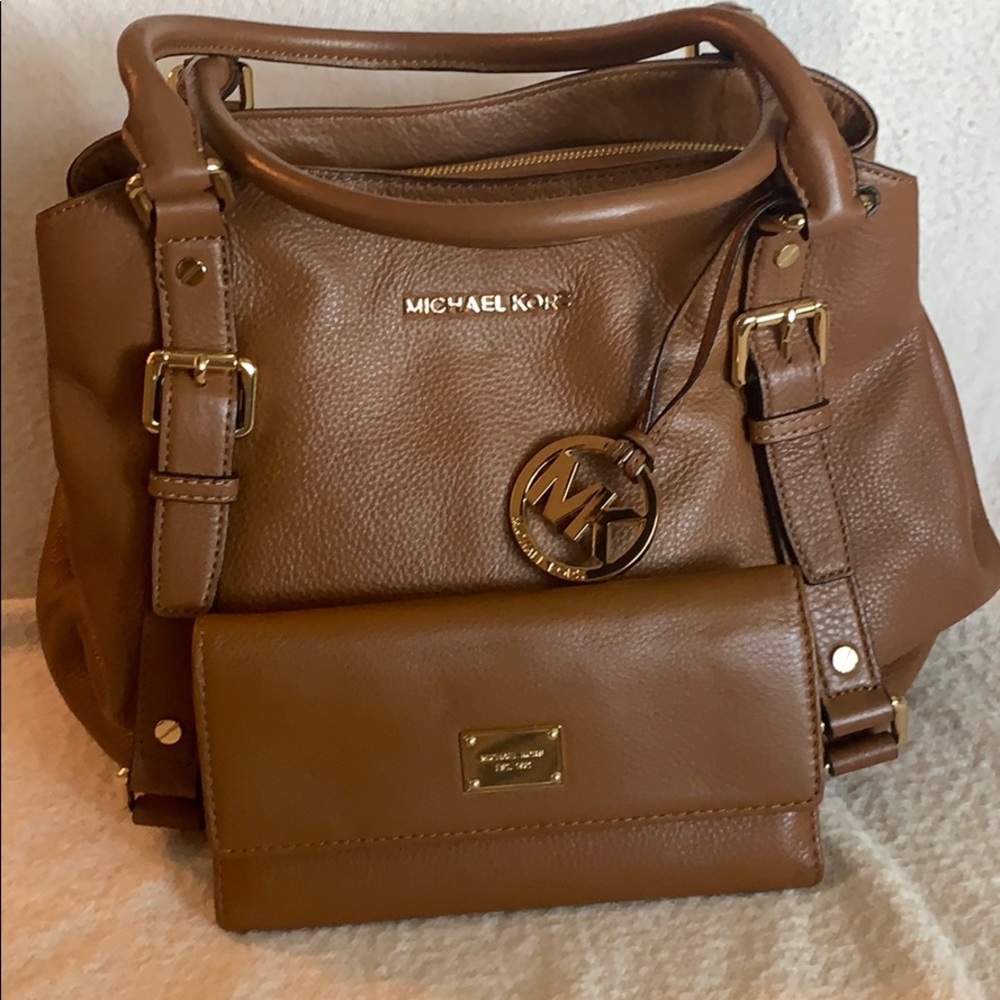 Michael Kors Beautiful Cognac Leather Bag & Wallet